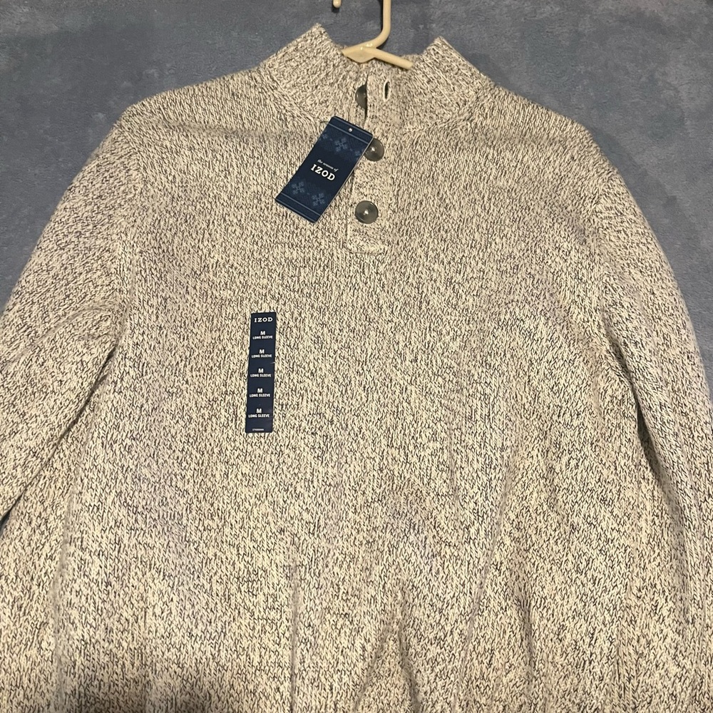 IZOD Knitted Sweater